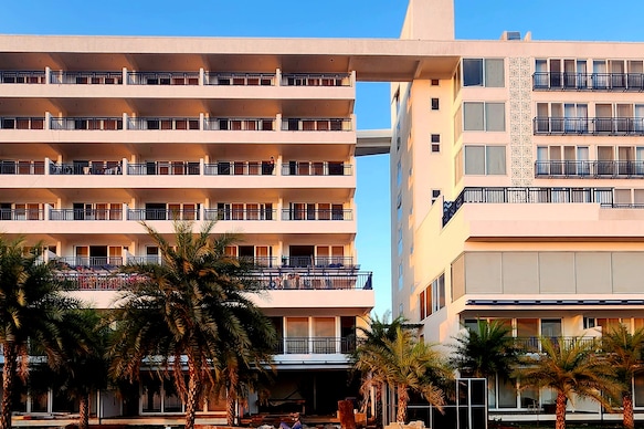 Regenta WaterFront Resort, Dapoli