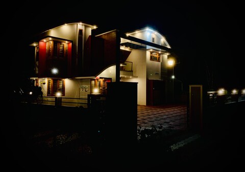 Aspen Ridge Serviced Villa