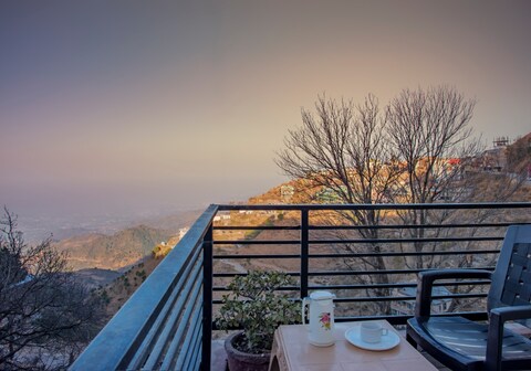 Mountains Villa | Rooms & Cook