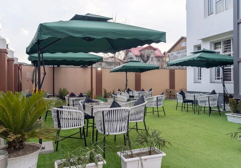 HOTEL SPRING CITY INN