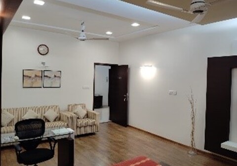 O1-O2 Guest House (For L1 & L0)