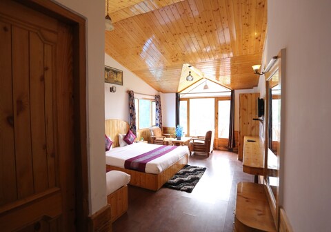 Hotel Surabhi