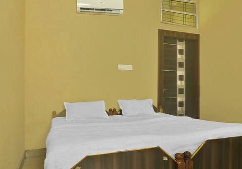 Hotel O Park Land, Jabalpur