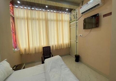 DESERT HOTEL AND SPA