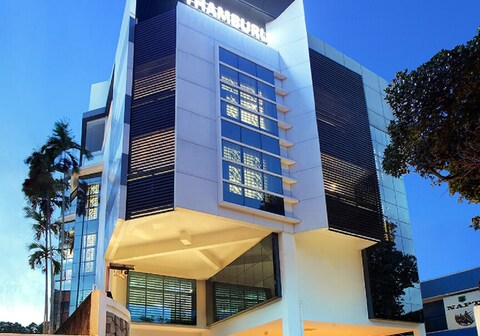 Hotel Thamburu International