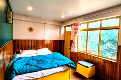 Hidden Monkey Backpackers || Batasia Loop || View Point, Darjeeling Hidden Monkey Backpackers || Batasia Loop || View Point, Darjeeling
