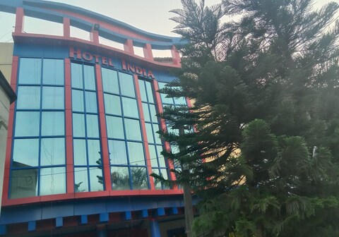 HOTEL INDIA