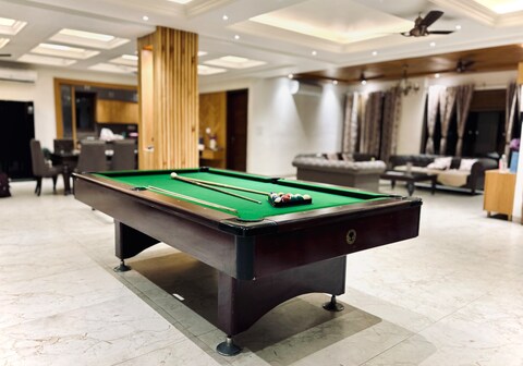 The Crown Pinnacle of Luxury