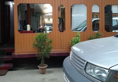 Sky Lark Guest House