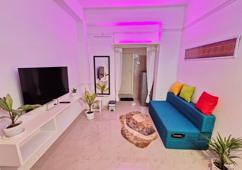 Pinakin Homestay | 10min From Kamakhya Temple