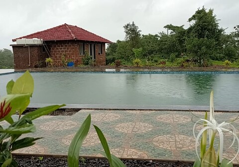 Mountain View Farm & Camping Pali