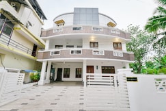 OYO Home 13642 Modern 3 BHK, Cochin OYO Home 13642 Modern 3 BHK, Cochin