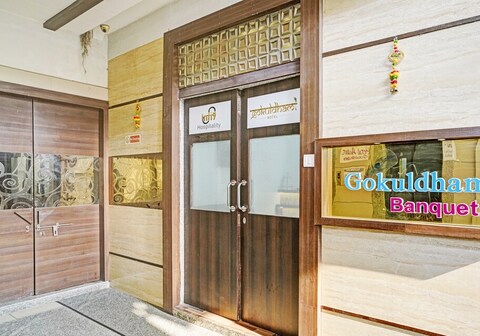 Hotel Gokuldham