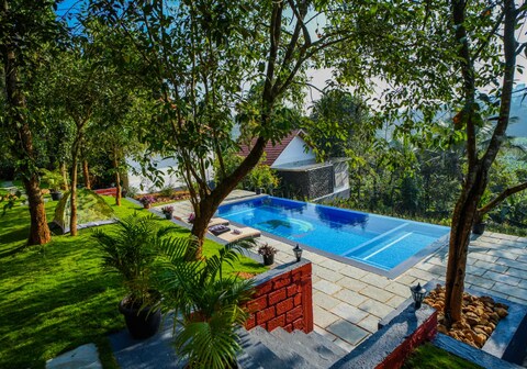 Serene Valley Resorts