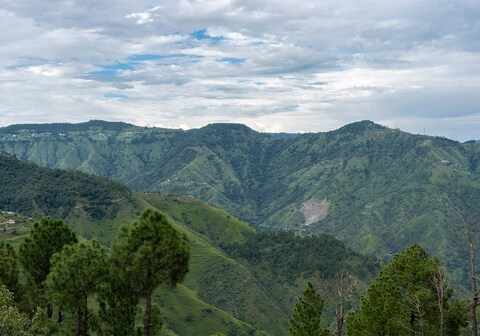 StayVista | Sunshine Estate 2 BHK Villa