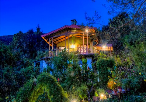 Jungle Lore Birding Lodge|Hill-view Rooms