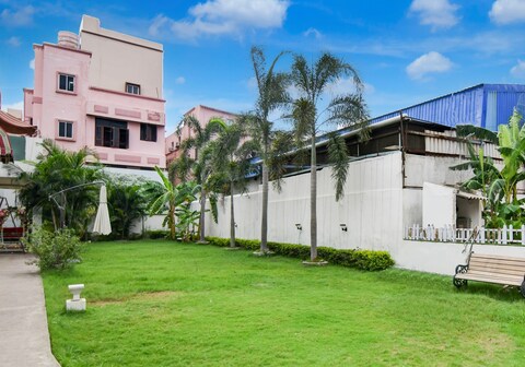 Super Hotel O The Coriander Garden