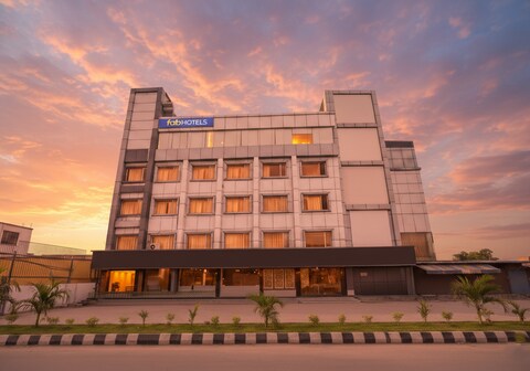 FabHotel Namo Stay Inn - Nr Miyapur Metro Station