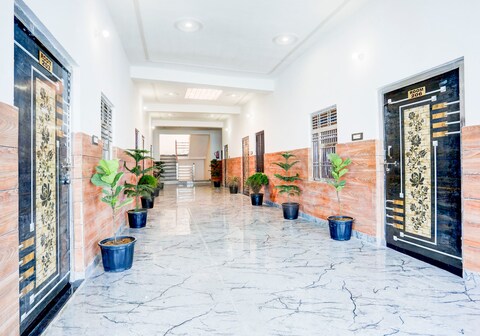 SPOT ON Hotel Radhe Shyam INN