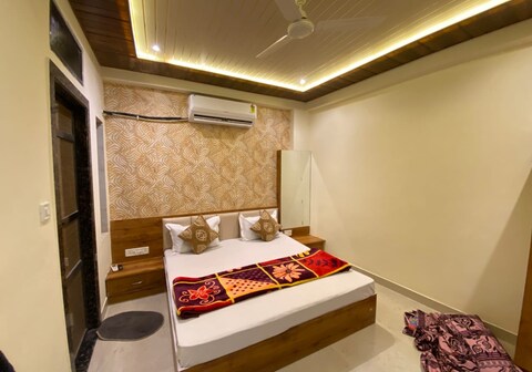 Hotel Mangal Bhog Nathdwara