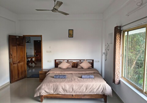 Roaming Souls Hostel Munar