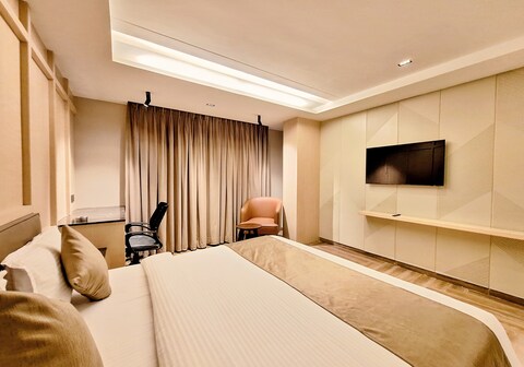 Hotel Tilak