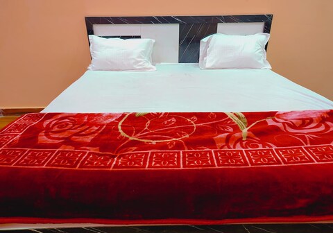 Shri Ram Residency 5 mint walking from Shri Ram Janmabhoomi