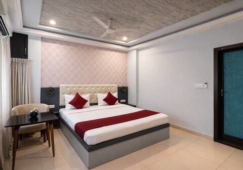Mangalam Inn