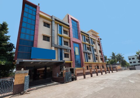 Hotel Sai Samrat