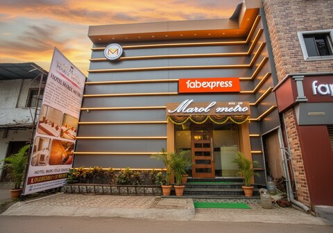 FabHotel Marol Metro