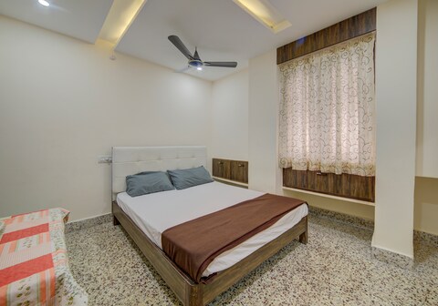 Amaan Service Apartment