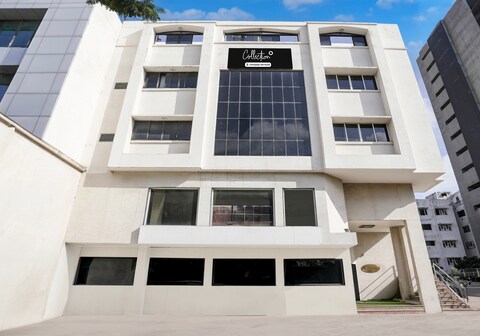 Super Collection O Limda Chowk Formerly Hotel Harmony