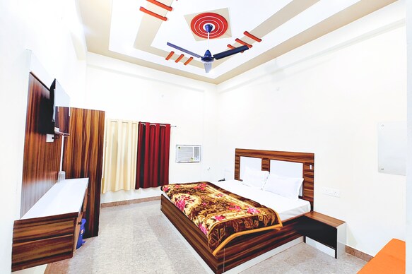 Hotel Shree Venktesh Nilayam 300 m from Ram Janam Bhumi