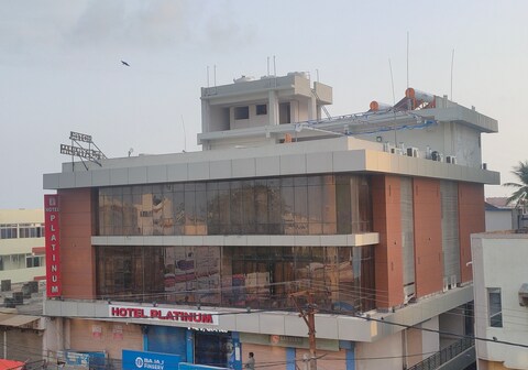 Hotel Platinum.