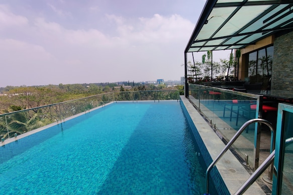 Quality Inn Rockwell Grand- Bangalore International Airport