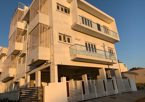 Orchid Elite | Service Apartments