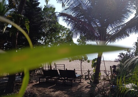 Constantina Beach Huts