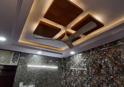 Couples Friendly Independent flat in Posh Lajpat Nagar