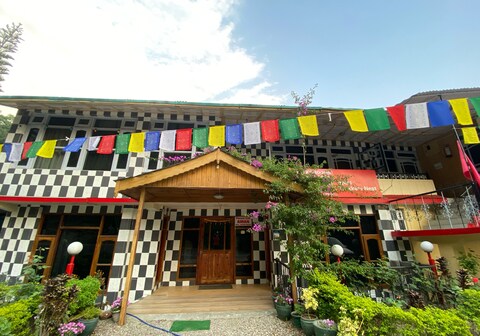 Trekkers Nest Hotel