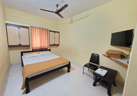 Shamanand Lodging