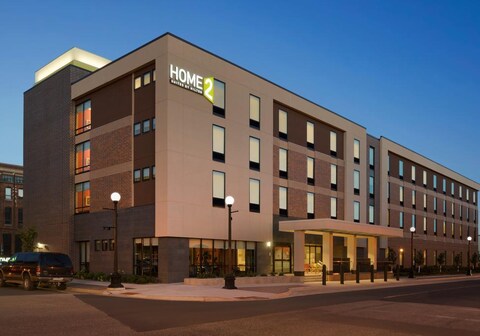 Home2 Suites by Hilton La Crosse, WI