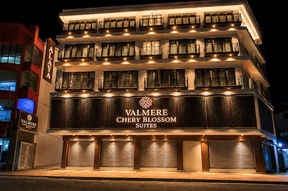 Valmere Chery Blossom Suites