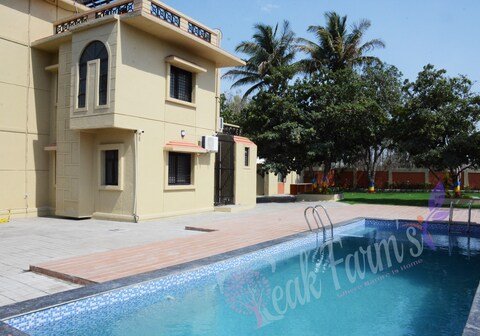 Teak Farms : matruchaya villa