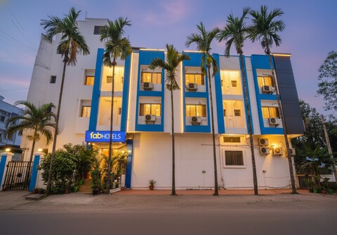 FabHotel Paradise Stay Inn