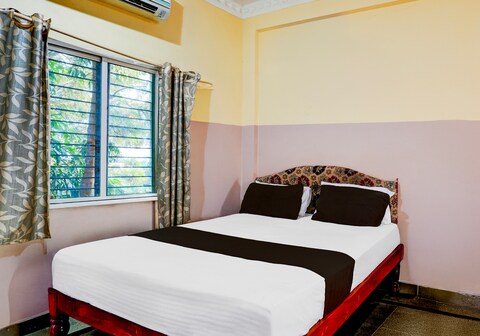 Hotel O Mayuri Lodge