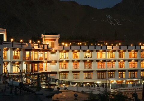 Hotel Martsemik Leh