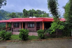 Titan Vila by Ebonystays, Bhimtal Titan Vila by Ebonystays, Bhimtal
