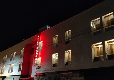 Hotel Samrat