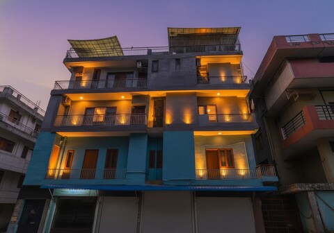 FabHotel Elegant Stay