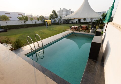 Urban Shore the Outhouse